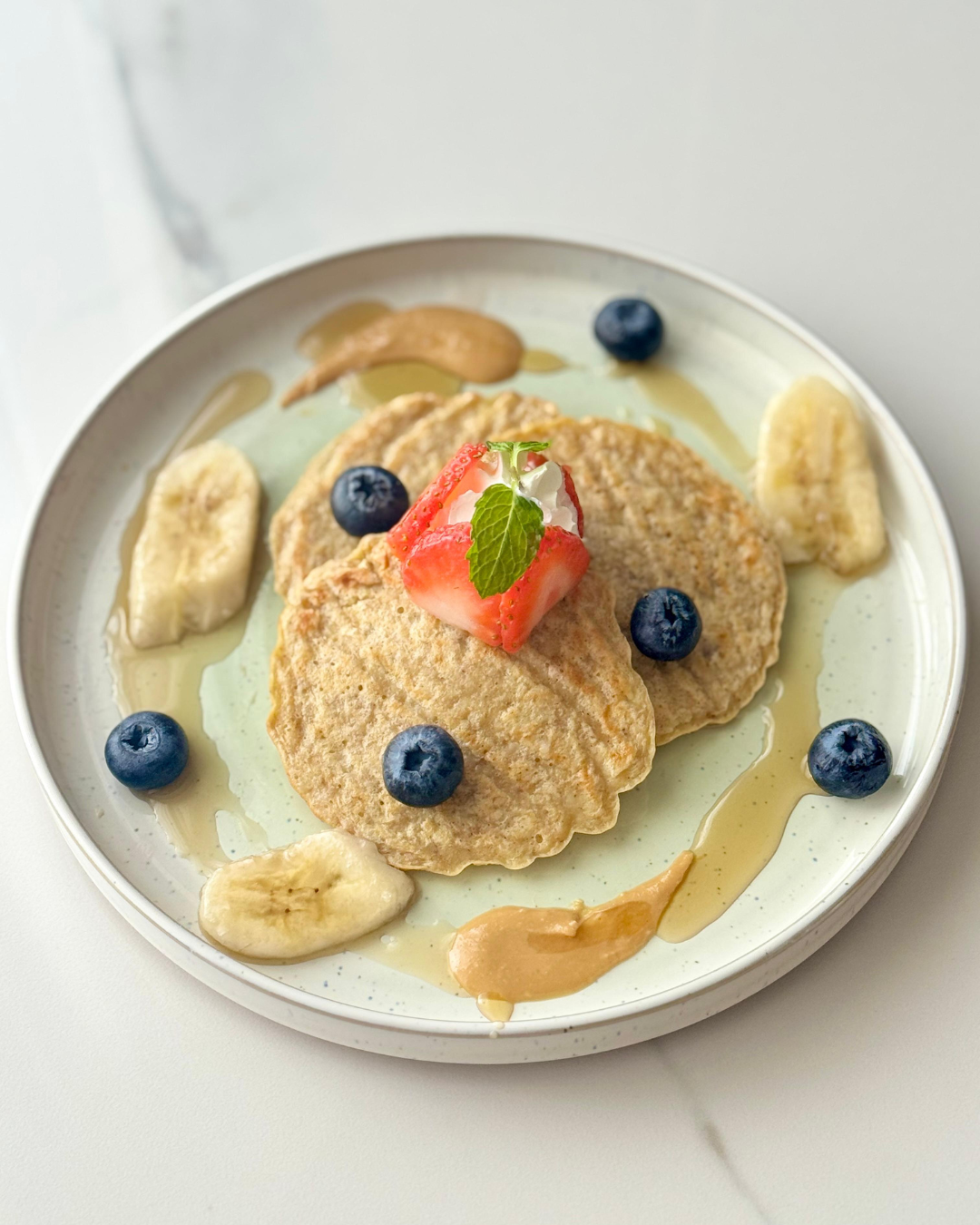 Banana Berry Oats Pancake